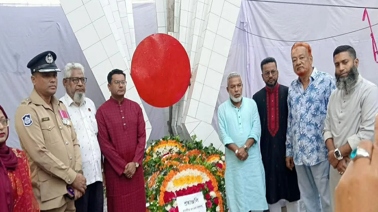 সোনারগাঁওয়ে মহান স্বাধীনতা ও জাতীয় দিবস উদযাপন