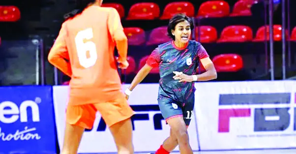 ভারতকে হারিয়ে শুভ সূচনা বাংলাদেশের