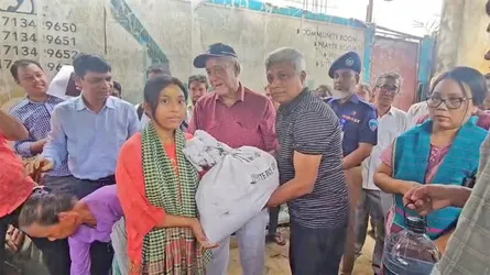 বান্দরবানে বন্যাদুর্গতদের পুনর্বাসনের আশ্বাস দিলেন প্রতিমন্ত্রী অমিত