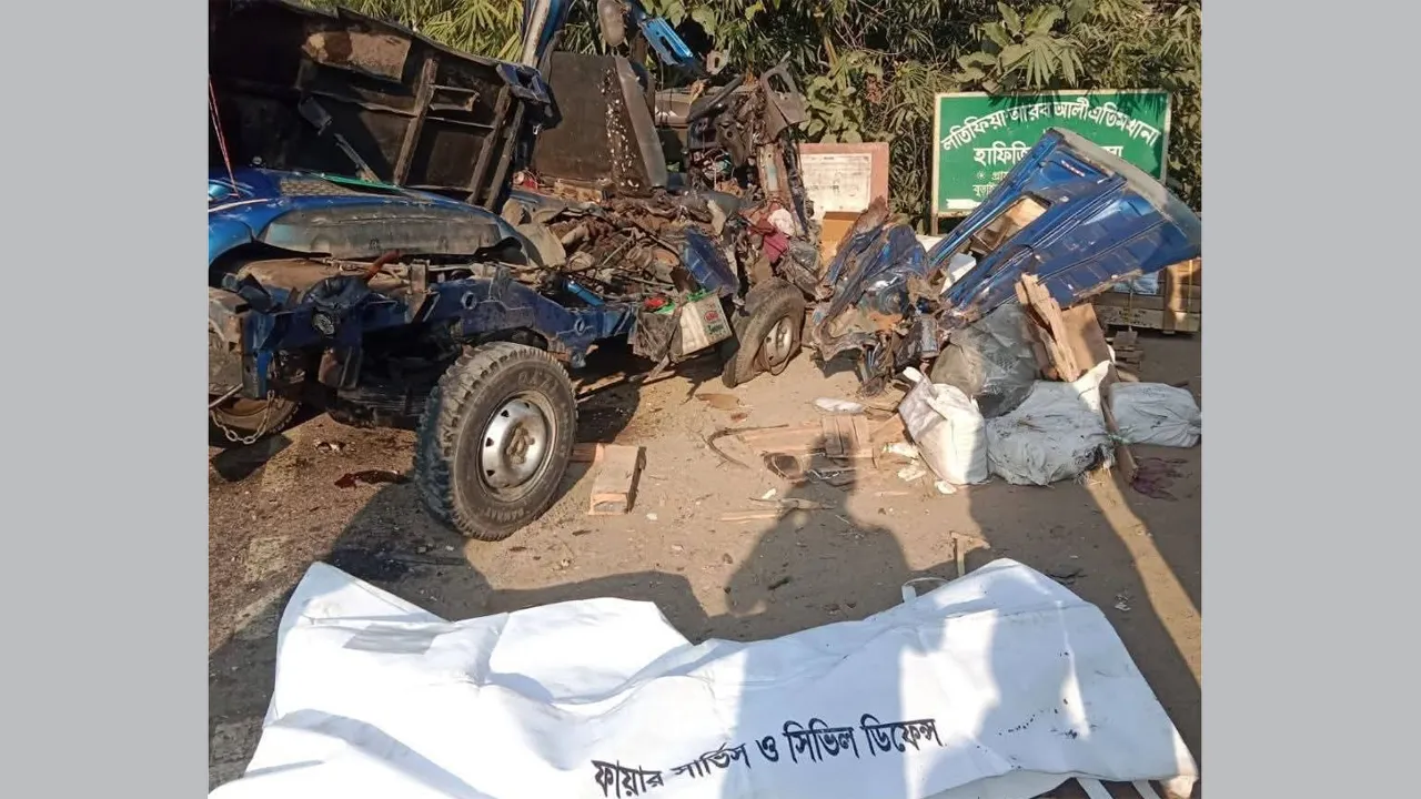 সুনামগঞ্জে বাস-পিকআপ সংঘর্ষে নিহত ১, আহত ৮