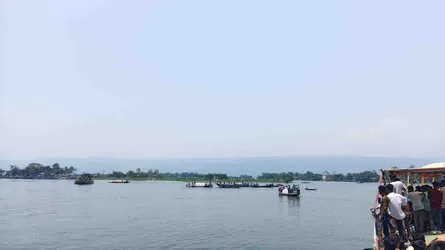 টাংগুয়ার হাওরে পর্যটক নিখোঁজ