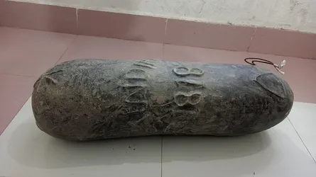 শাল্লার পল্লীতে ব্রিটিশ আমলের লোহার পিলার (ম্যাগনেট) উদ্ধার