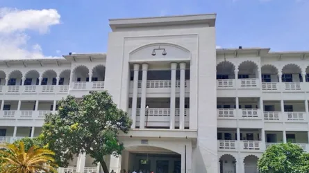 সুপ্রিম কোর্ট অঙ্গনকে অস্থিতিশীল করার ষড়যন্ত্র রুখে দেয়ার প্রত্যয় আইন কর্মকর্তাদের