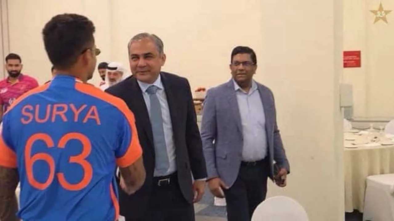 মারপ্যাঁচে সূর্য কুমার, দেশ থেকেও পাচ্ছেন ধিক্কার
