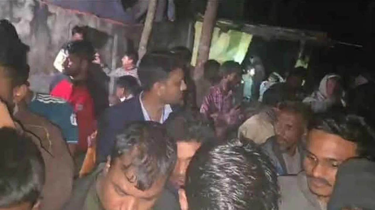 ভোট দেয়ায় স্ত্রীকে তালাক দিলেন স্বেচ্ছাসেবক লীগ নেতা