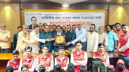 রেড ক্রিসেন্টকে জনকল্যাণমুখী প্রতিষ্ঠানে রূপ দেয়া হবে