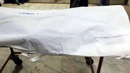 রাজাপুরে নির্যাতনে গৃহবধূর মৃত্যুর অভিযোগ
