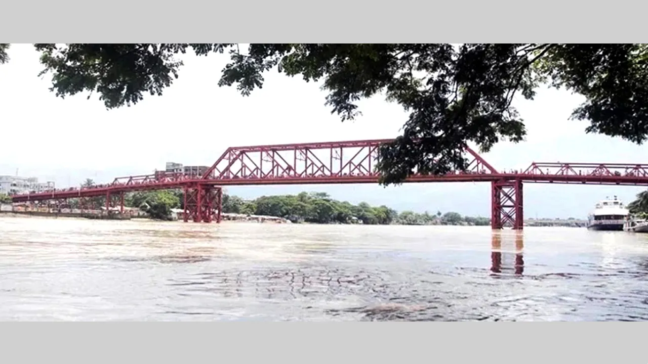 বৃষ্টি ও উজানের ঢল অব্যাহত, ৪ পয়েন্টে নদ-নদীর পানি বৃদ্ধি