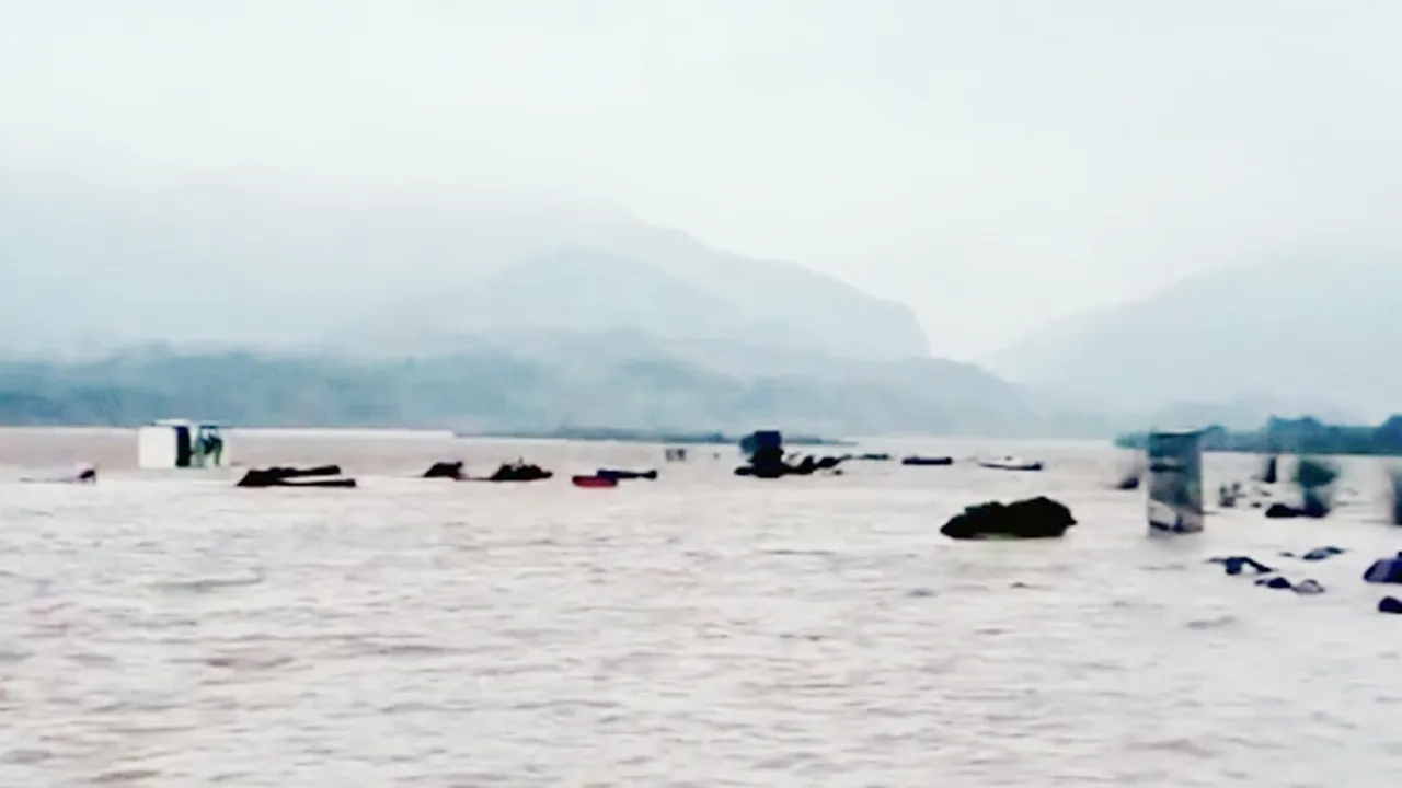 সিলেটজুড়ে বন্যার শঙ্কা, সাদাপাথর পর্যটনকেন্দ্র বন্ধ ঘোষণা