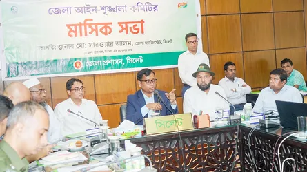 সড়ক, মহাসড়ক ও রেললাইনের পাশে পশুর হাট বসতে দেয়া হবে না