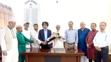 সিলেট প্রেসক্লাব পরিদর্শনে পিআইবি মহাপরিচালক