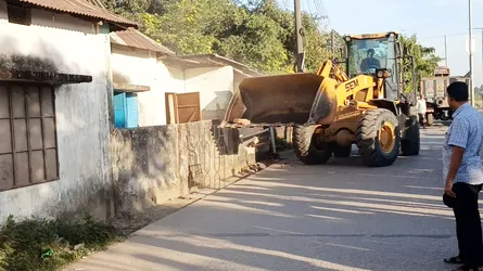 সিলেটে সরকারী জায়গা উদ্ধারে সওজ’র উচ্ছেদ অভিযান