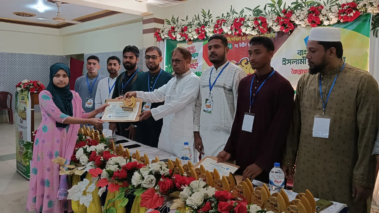 জৈন্তাপুরে এসএসসি শিক্ষার্থীদেরকে ছাত্রশিবিরের সংবর্ধনা