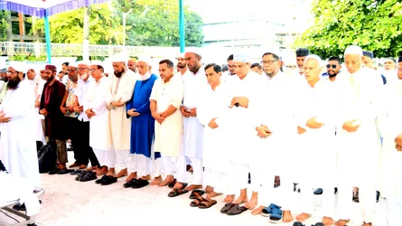 সিলেটে ট্রিপল মার্ডার : সাত্তার দম্পতির জানাজায় মানুষের ঢল, মামলার প্রস্তুতি