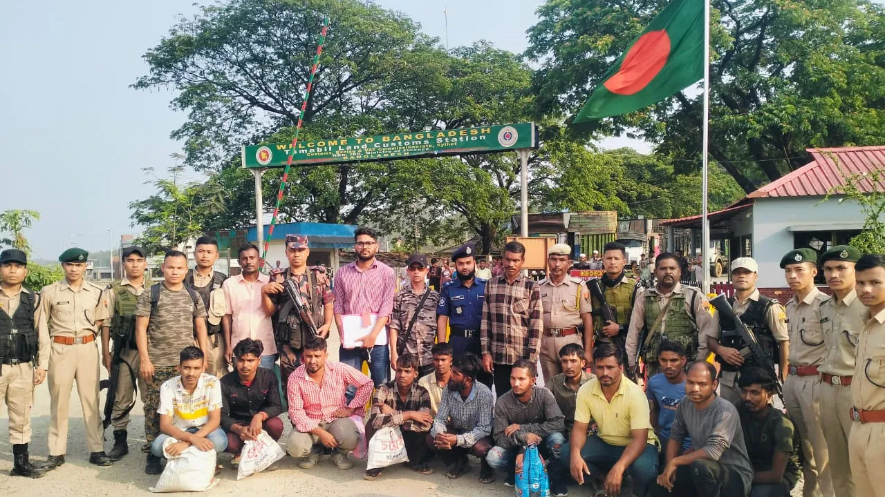 ভারতের কারাগার থেকে দেশে ফিরলেন ১৪ বাংলাদেশী