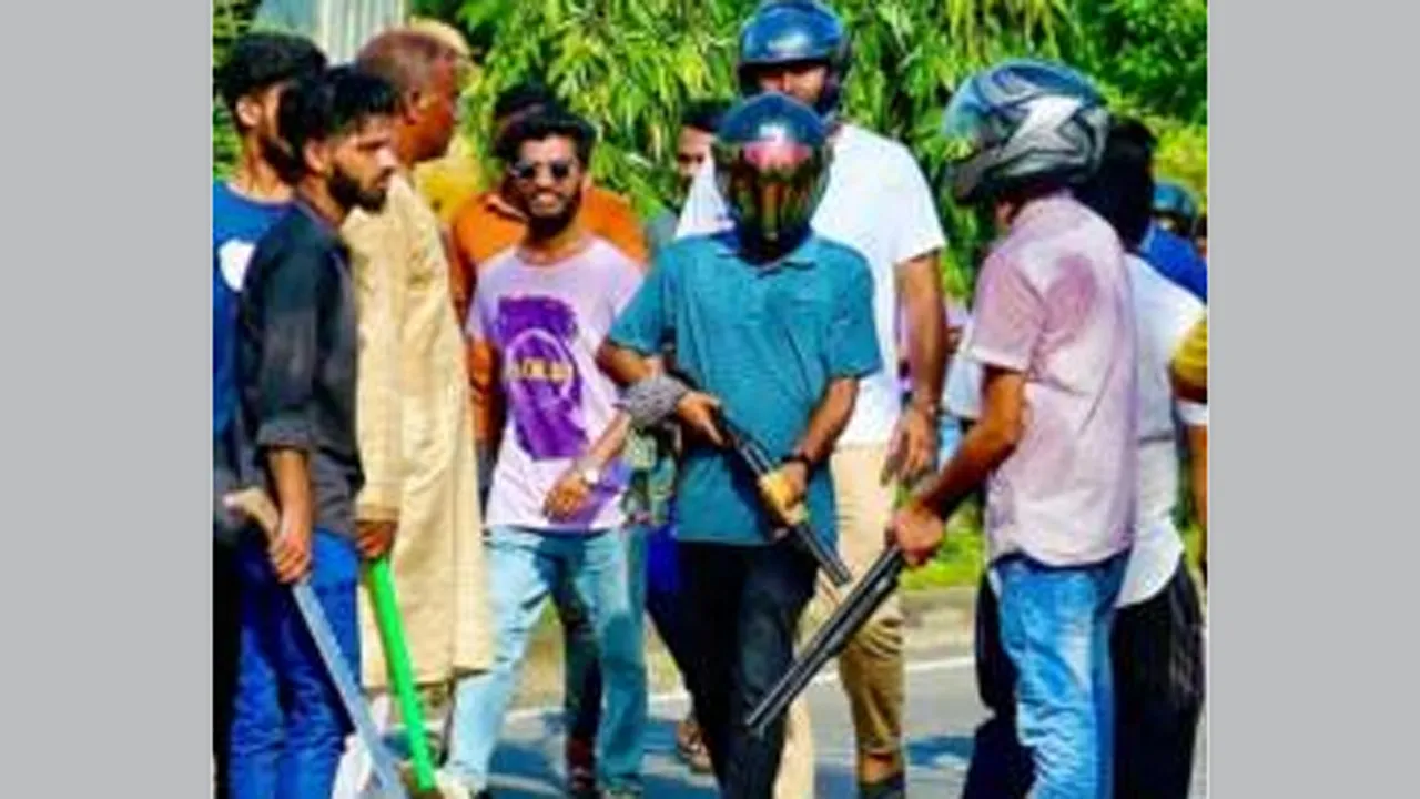 সিলেটে ধরা ছোঁয়ার বাইরে জুলাইয়ের অস্ত্রধারীরা, উদ্ধার হয়নি পুলিশের ১৬ আগ্নেয়াস্ত্র