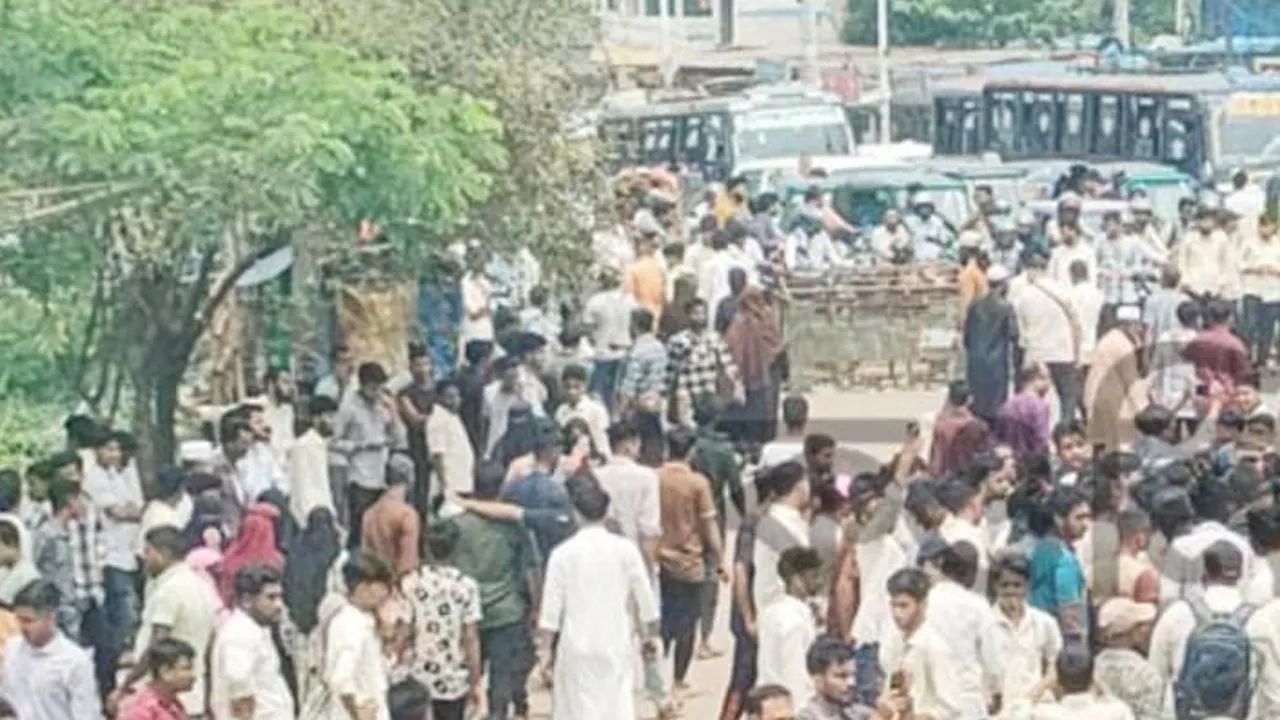 সিলেটে পলিটেকনিক শিক্ষার্থীদের বিক্ষোভ