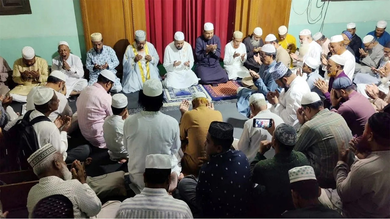 ডা: শফিকুর রহমানের সুস্থতা কামনায় সিলেট মহানগর জামায়াতের দোয়া মাহফিল