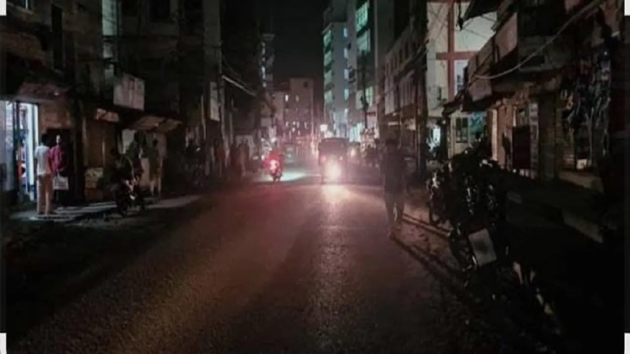 বিদ্যুৎ বিপর্যয়ের কবলে সিলেট, ভোগান্তিতে নগরবাসী