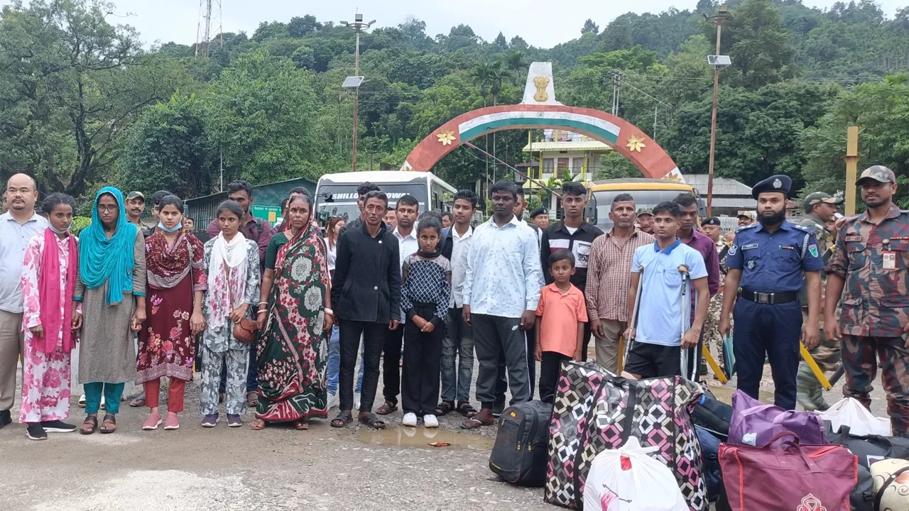 তামাবিল স্থলবন্দর দিয়ে ২২ বাংলাদেশীকে ফেরত দিলো ভারত