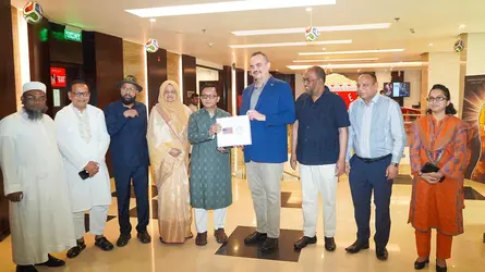 সিলেটে বাণিজ্যমন্ত্রীর সাথে যুক্তরাষ্ট্রের রাষ্ট্রদূতের সৌজন্য সাক্ষাৎ