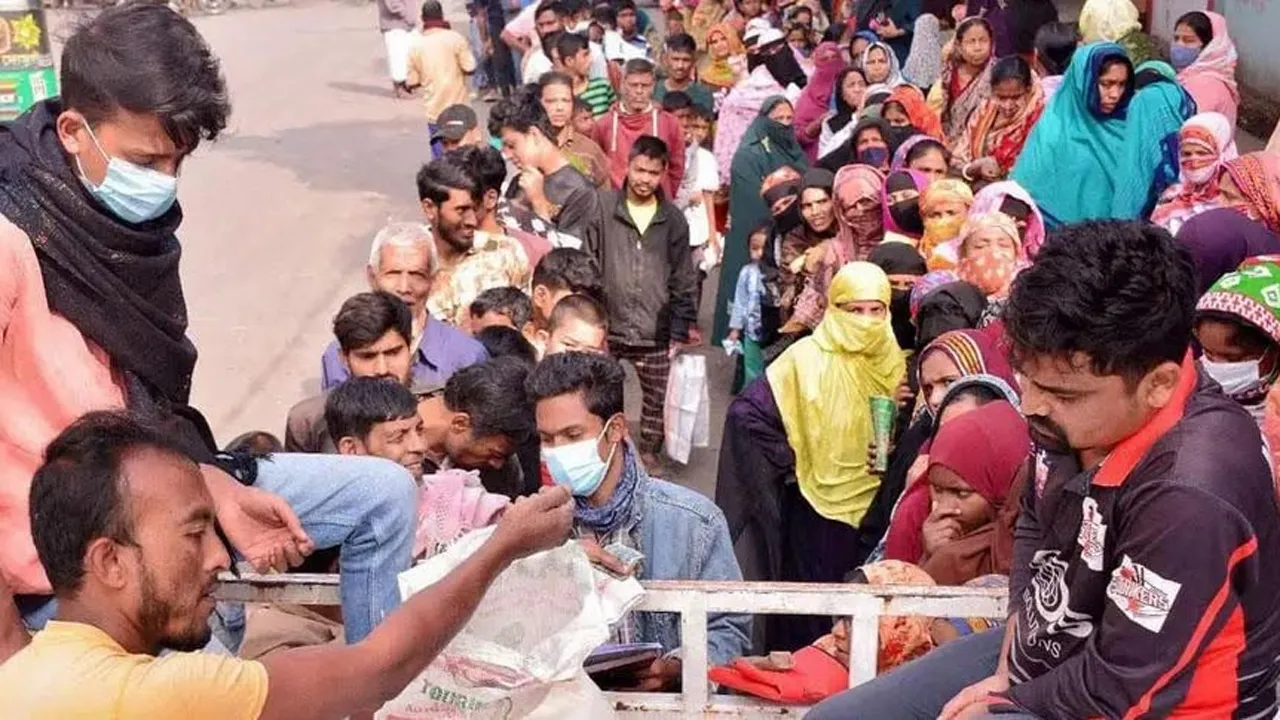 খাদ্যবান্ধব কর্মসূচির আওতায় ১৫ টাকায় চাল পাচ্ছে ৫৫ লাখ পরিবার