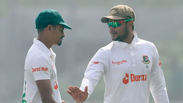 দেশের হয়ে সর্বোচ্চ টেস্ট উইকেটের মালিক তাইজুল ও সাকিব