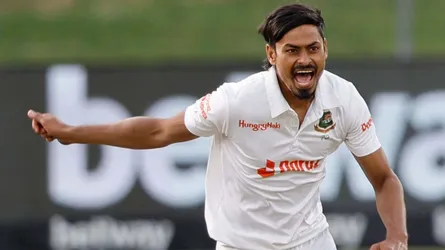 হারারেতে জিম্বাবুয়ে ঝড় থামালেন তাইজুল, একাই নিলেন ৭ উইকেট