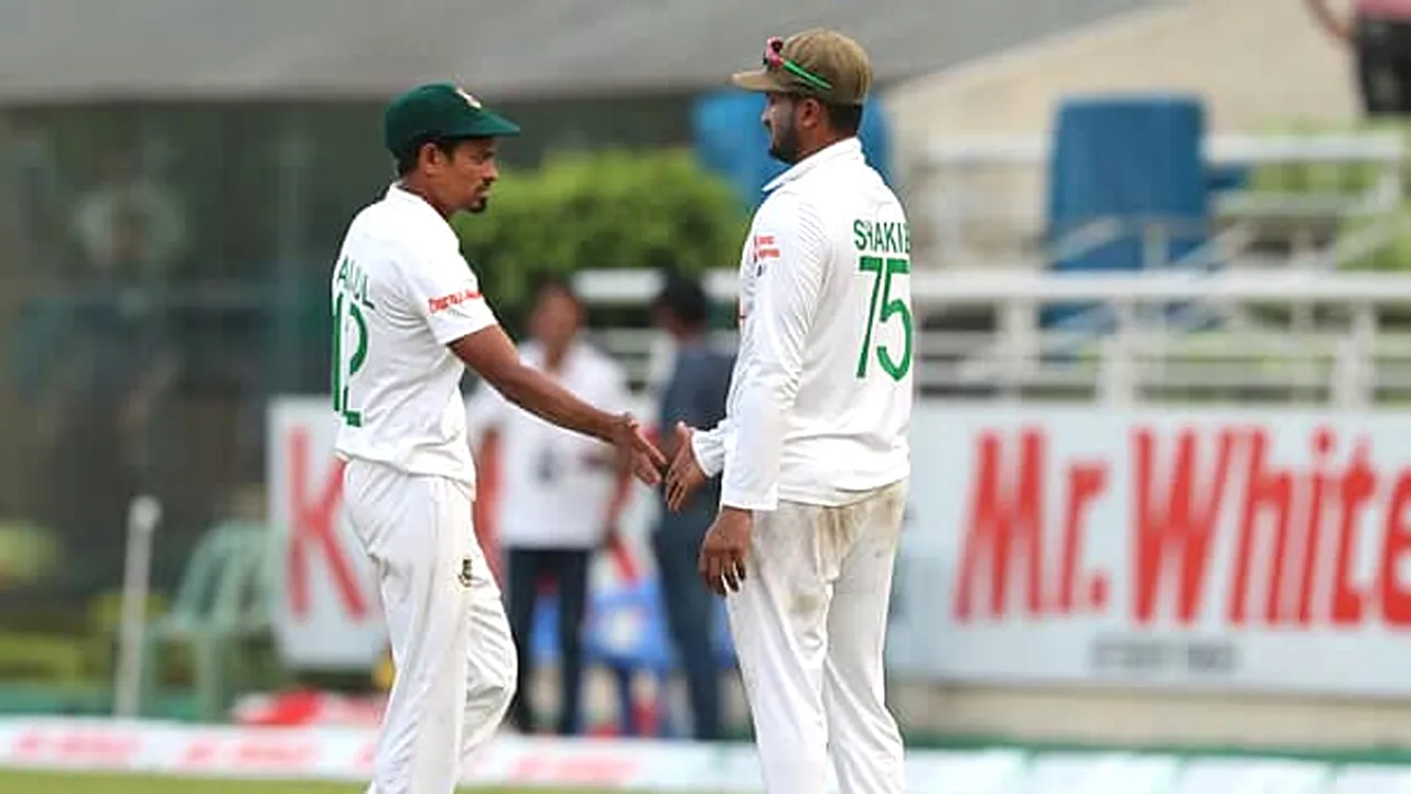 সাকিবকে ছাপিয়ে যাওয়ার খুব কাছে তাইজুল