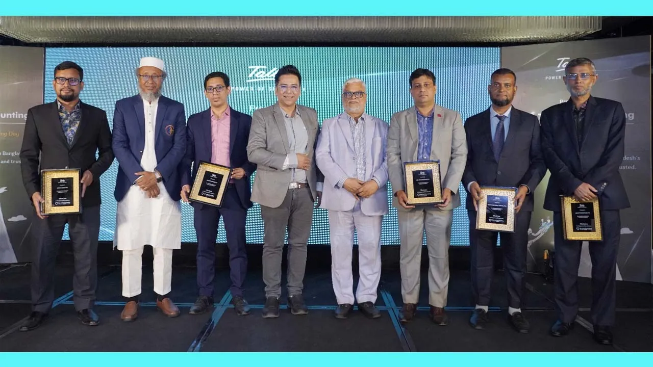 ট্যাক্স ও অ্যাকাউন্টিং পেশাজীবীদের সম্মাননা দিলো ট্যালি সল্যুশনস