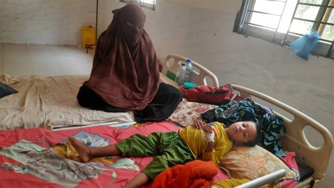 তালতলী হাসপাতালে বৃদ্ধি পাচ্ছে ডায়রিয়া রোগীর সংখ্যা