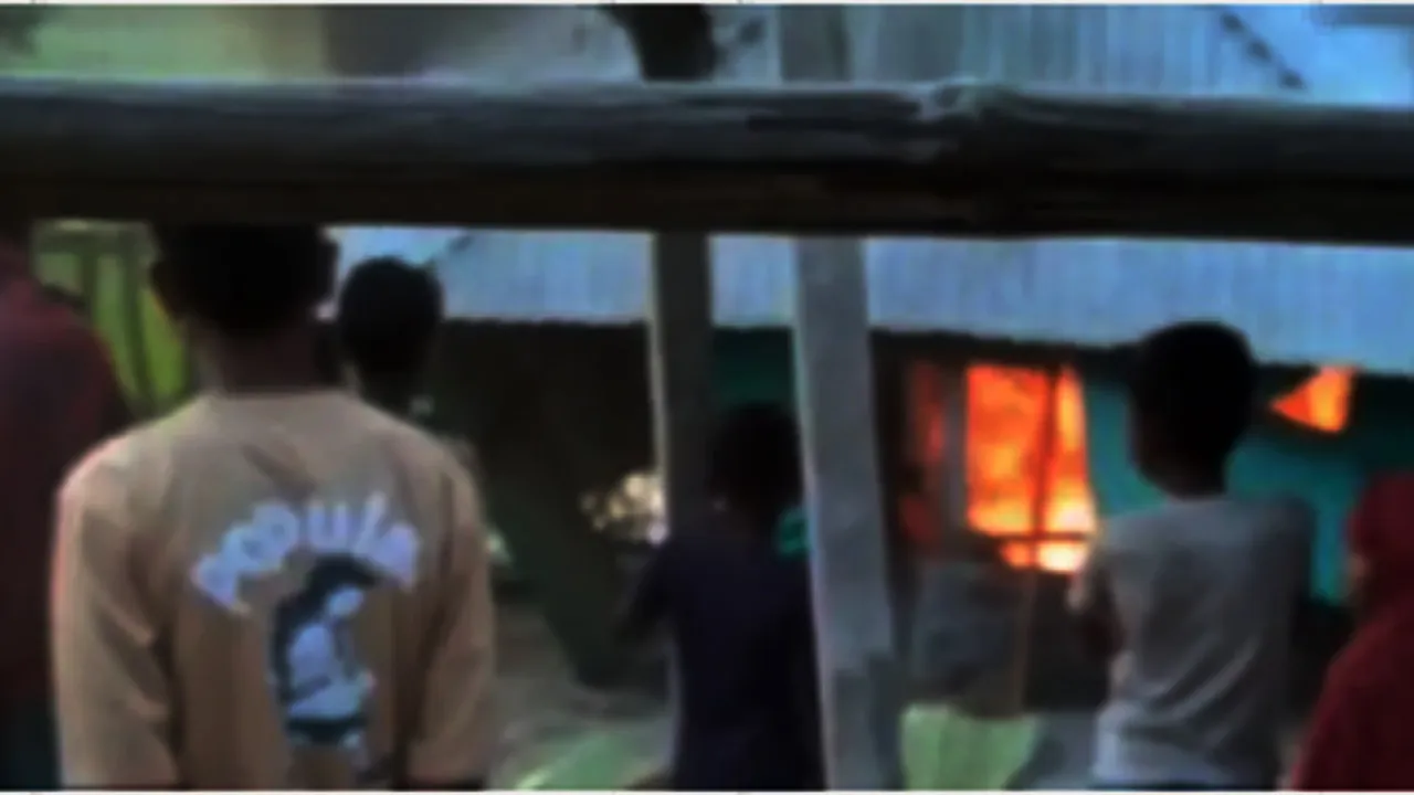 টাঙ্গাইলে জামায়াত অফিসে আগুন দেয়ায় ওয়ার্ড বিএনপির কার্যক্রম স্থগিত