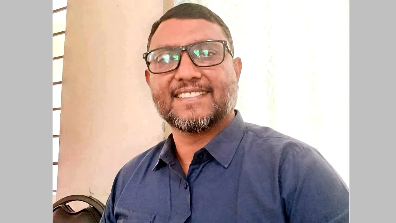 সখীপুরে স্বাস্থ্য সহকারীর রহস্যজনক মৃত্যু, গলায় কাটার দাগ