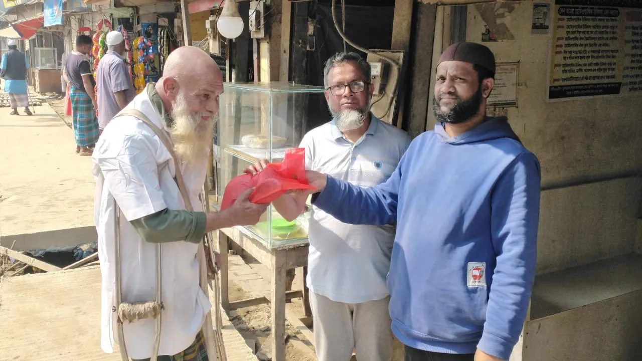 দৈনিক সংগ্রামের ৫১তম প্রতিষ্ঠা বার্ষিকী উপলক্ষে নাগরপুরে শীতবস্ত্র বিতরণ