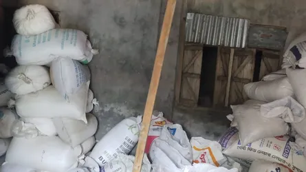 তাড়াশে দোকান ও বাড়িতে ডাকাতি, ২০ লাখ টাকার মালামাল লুট