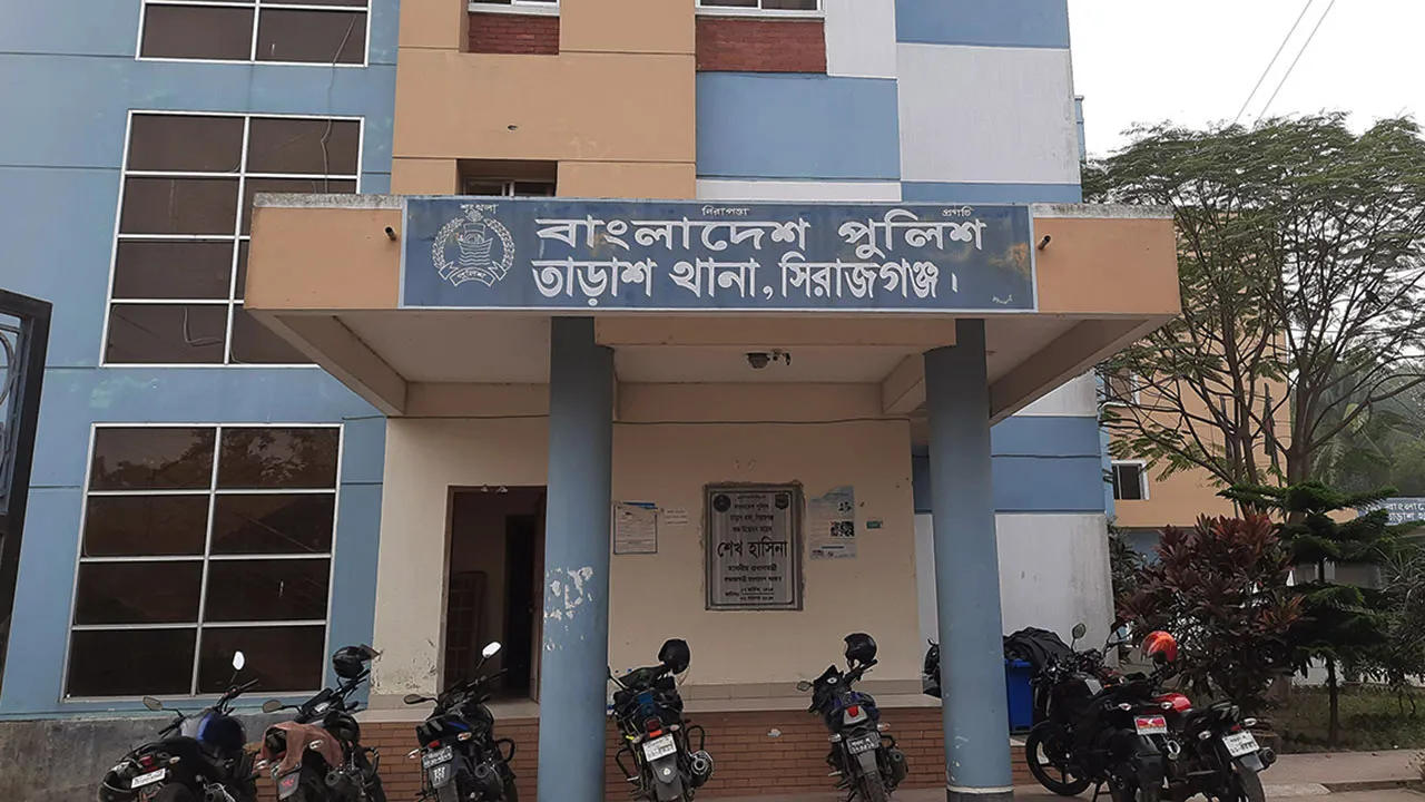 তাড়াশে নসিমনের চাপায় যুবক নিহত