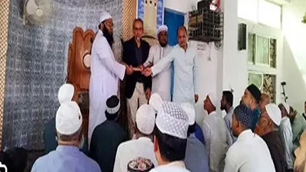 কড়াইল বস্তিতে আগুনে ক্ষতিগ্রস্ত মসজিদে তারেক রহমানের আর্থিক অনুদান