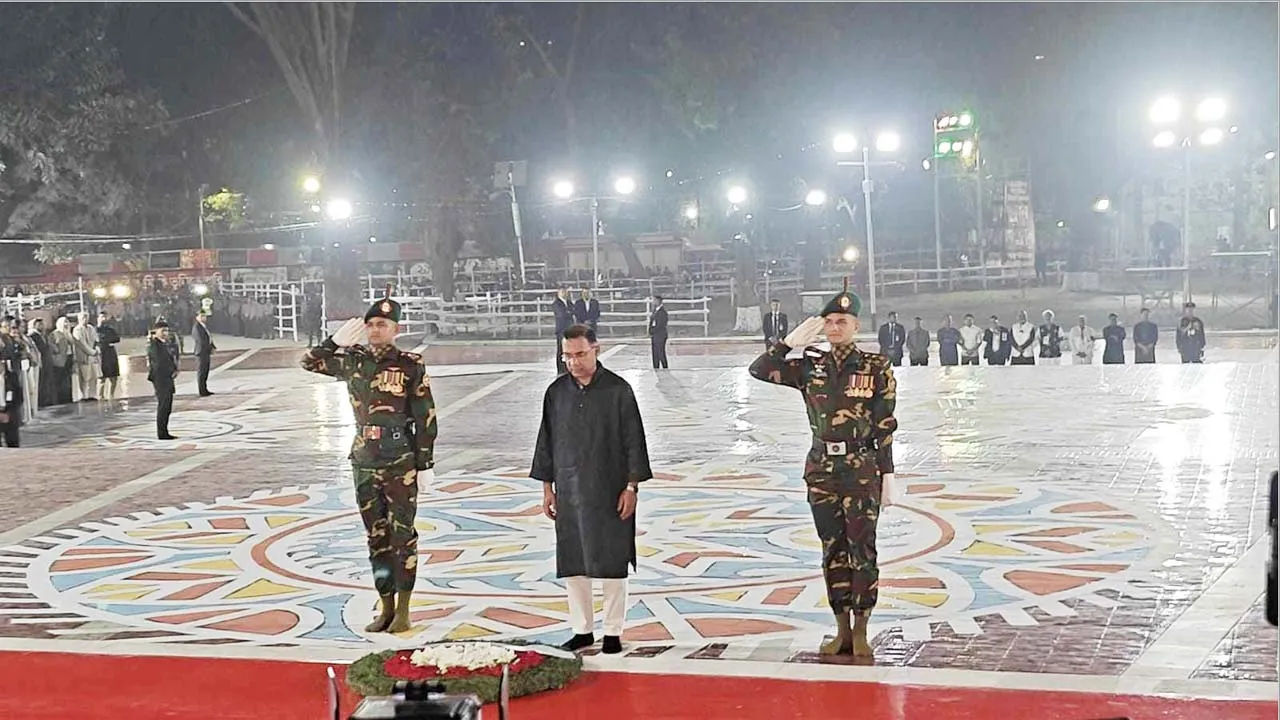 ভাষাশহীদদের প্রতি প্রধানমন্ত্রীর শ্রদ্ধা নিবেদন