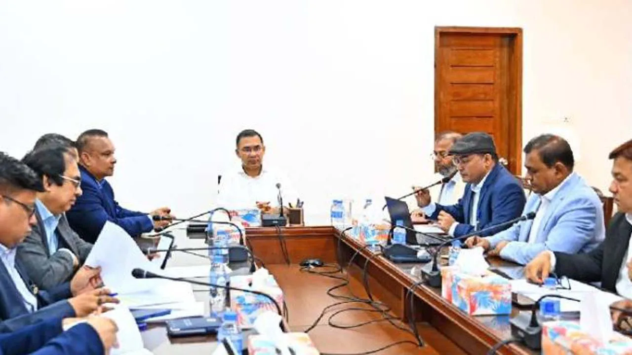 কার্বন নিঃসরণ কমিয়ে কার্বন ক্রেডিট বাড়াতে প্রধানমন্ত্রীর বৈঠক