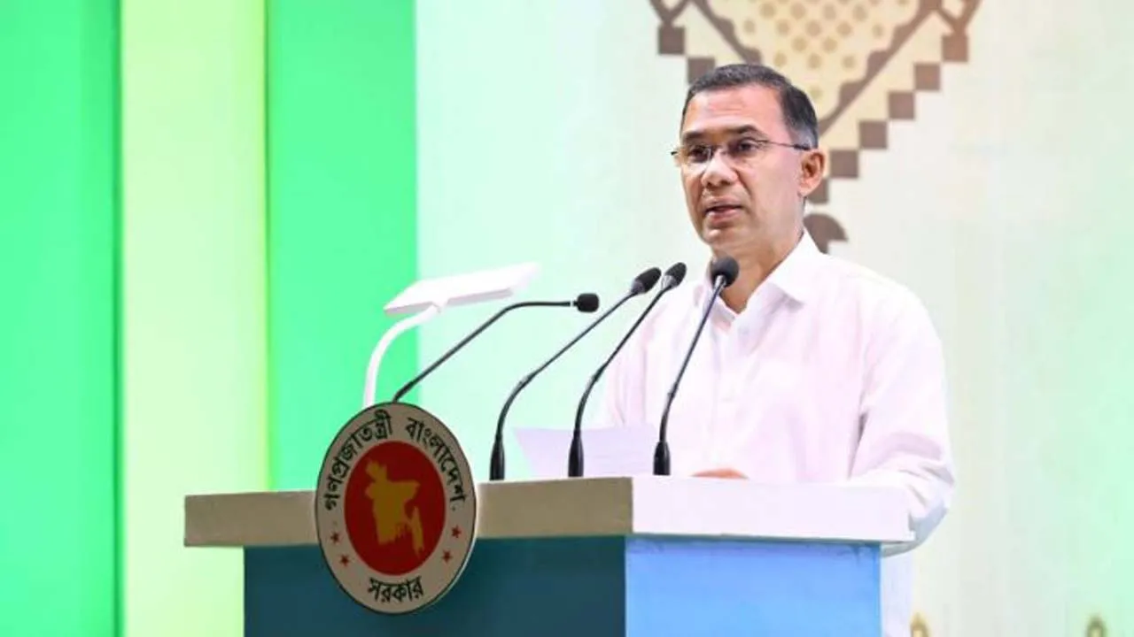 জনপ্রশাসনের কর্মকর্তাদের সব পদেই কাজ করার মানসিকতা থাকা জরুরি : প্রধানমন্ত্রী