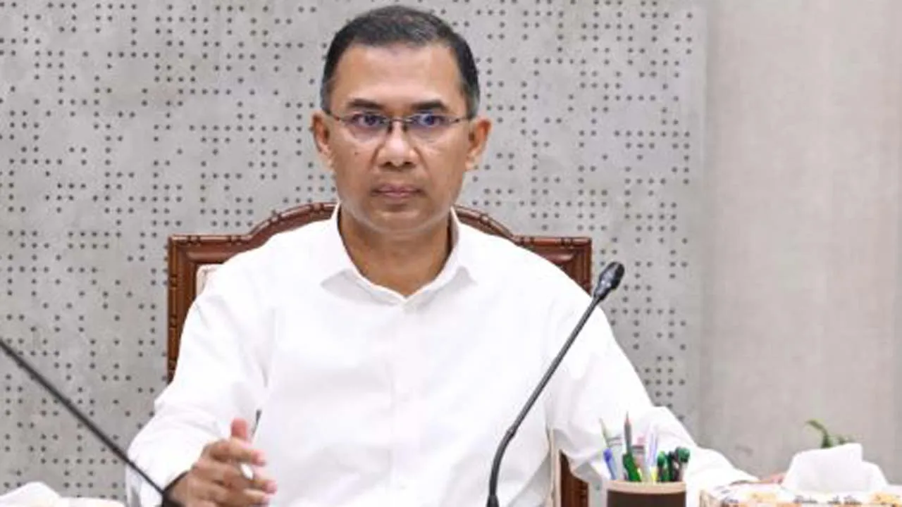 ঈদের ছুটিতেও গুলশান বাসভবন থেকে সরকারি জরুরি কাজ করছেন প্রধানমন্ত্রী