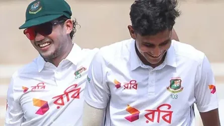 চিকিৎসার জন্য অস্ট্রেলিয়া গেলেন রানা-তাসকিন