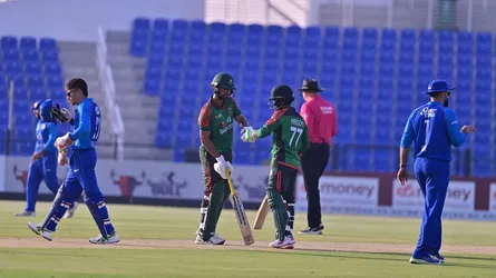 বিপদে বাংলাদেশ, ফিরেছেন হৃদয়-মিরাজ