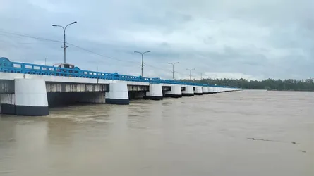 তিস্তায় পানি বৃদ্ধি, বিপদসীমার নিচে প্রবাহ উদ্বেগে তিস্তাপাড়