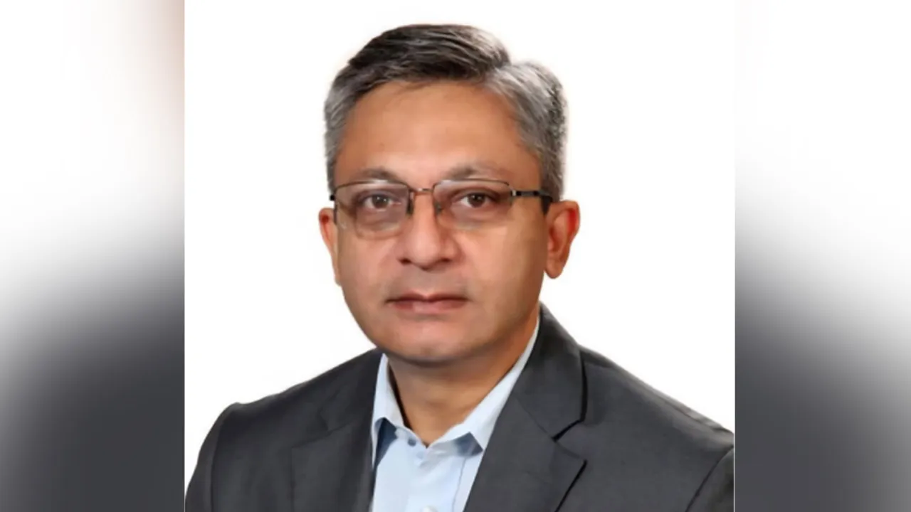 বস্ত্র ও পাটশিল্পকে রপ্তানিমুখী করার পরিকল্পনা রয়েছে