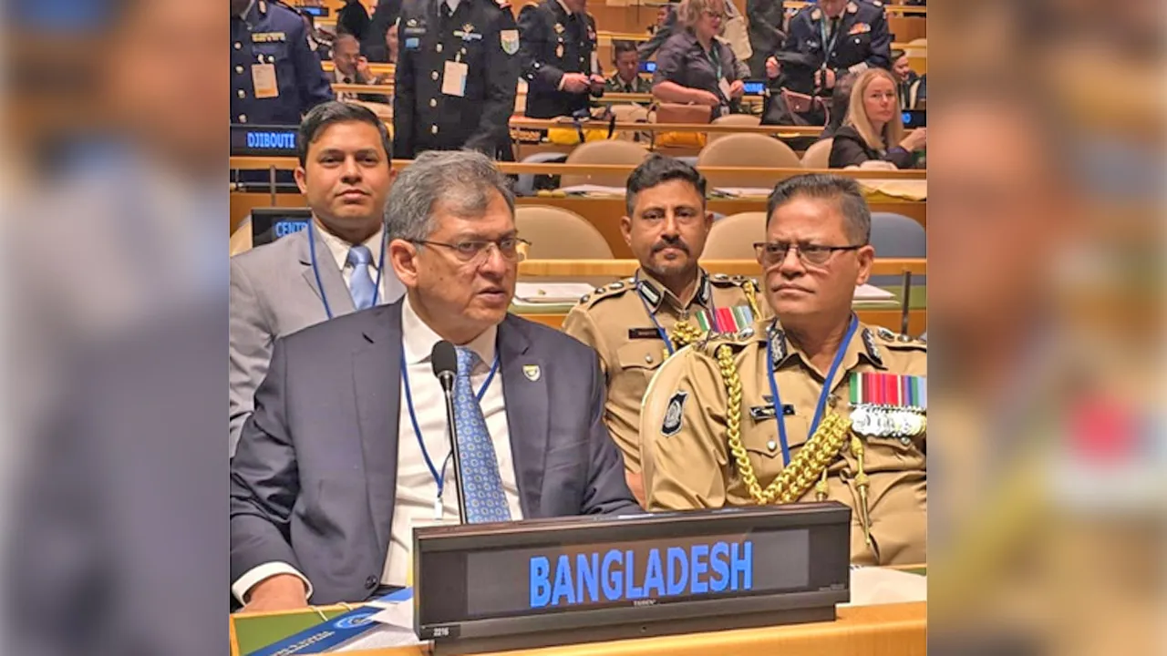 নিরাপত্তা চ্যালেঞ্জ মোকাবিলায় জোরালো বৈশ্বিক সহযোগিতার আহবান স্বরাষ্ট্রমন্ত্রীর