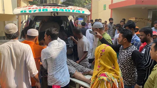 নরসিংদীতে স্মরণকালের ভয়াবহ ভূমিকম্পে নিহত ৫, আহত শতাধিক