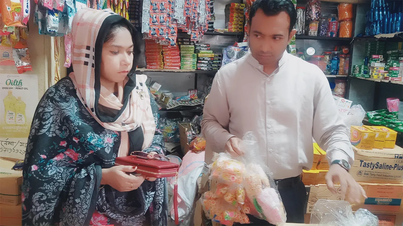 পাঁচবিবিতে ভোক্তা অধিকারের অভিযানে ৩ প্রতিষ্ঠানকে জরিমানা