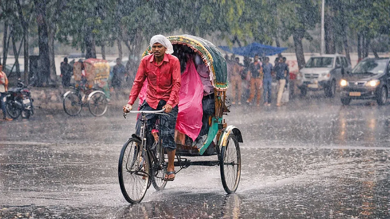 দুপুর ১টা পর্যন্ত ঢাকায় বজ্রসহ বৃষ্টির পূর্বাভাস