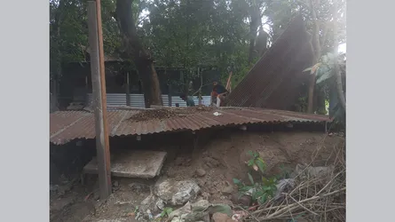 টঙ্গীবাড়ীতে জমি নিয়ে বিরোধে হিন্দু পরিবারের ওপর হামলার অভিযোগ